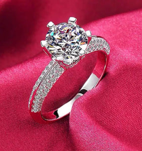 2.0ct Round Cut Zirconia 18K White Gold Diamond Solitaire