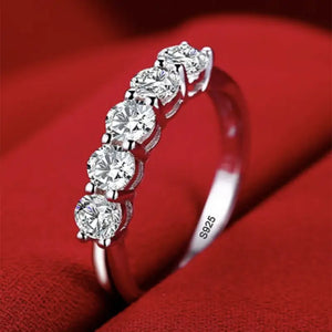 2.0ct Round Cut Zirconia 18K White Gold Diamond Solitaire