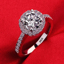 Load image into Gallery viewer, 2.0ct Round Cut Zirconia 18K White Gold Diamond Solitaire