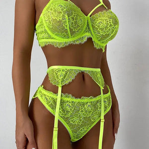3-Piece Lace Hollow Out Seamless Garter Lingerie Set - Bra