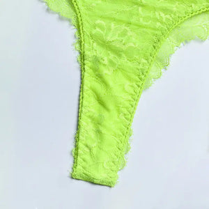 3-Piece Lace Hollow Out Seamless Garter Lingerie Set - Bra
