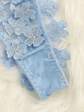 Load image into Gallery viewer, Applique Lace Underwire Lingerie Set