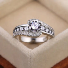 Load image into Gallery viewer, Black Stone Dazzling Crystal Zircon Ring - 6 / F1520