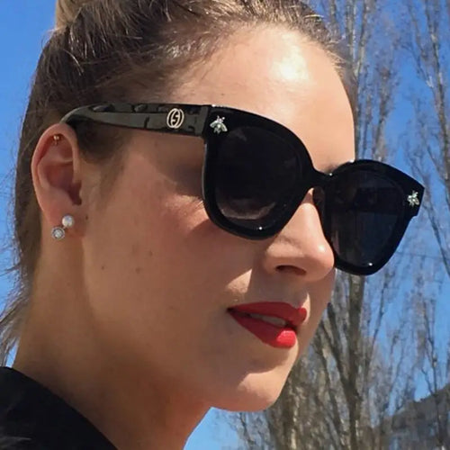 Colorful Tinted Oversized Bee Decoration Square Sunglasses