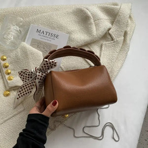 Crossbody Shoulder Bags with Short Wide Handle - Auburn