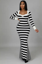 Load image into Gallery viewer, Elegant Vintage Stripe Print Mermaid Maxi Dress - dress