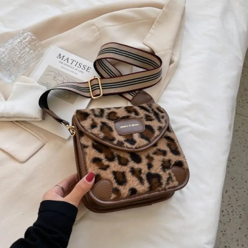Faux fur Leopard Crossbody Square Bag - Coffee