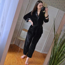 Load image into Gallery viewer, Knitted Black Velvet Solid Robe Set
