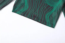 Load image into Gallery viewer, Long Sleeve Streetwear Crop Top