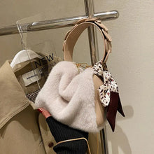 Load image into Gallery viewer, Luxury Faux Fur Fluffy Soft Plush Clutch