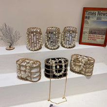 Load image into Gallery viewer, Luxury Pearl Diamond Crossbody Bag