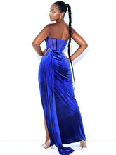 Load image into Gallery viewer, Off-the-shoulder Velvet Vintage Evening Dress