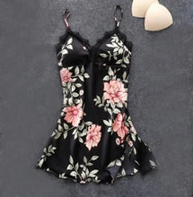 Load image into Gallery viewer, Rayon Nightwear Kimono Sleepwear - Black - Pajamas / L