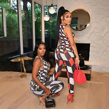 Load image into Gallery viewer, Skinny Plaid Sleeveless Low O-Neck Jumpsuit