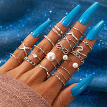 Load image into Gallery viewer, Snake Adjustable Bague Ring Set - 13