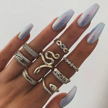 Load image into Gallery viewer, Snake Adjustable Bague Ring Set - 16