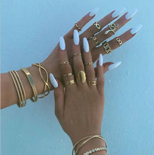 Load image into Gallery viewer, Snake Adjustable Bague Ring Set - 9