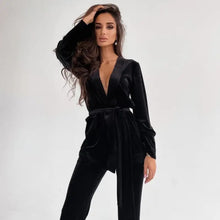 Load image into Gallery viewer, Solid 2 Piece Long Sleeve Velvet Pajamas - Black / M