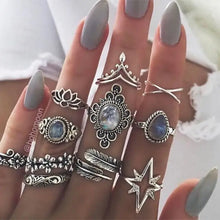 Load image into Gallery viewer, Vintage Bohemia Charm Rings Set - 7