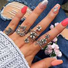 Load image into Gallery viewer, Vintage Bohemia Charm Rings Set
