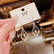 Load image into Gallery viewer, Vintage Dangle Drop Earrings - EDZ-139