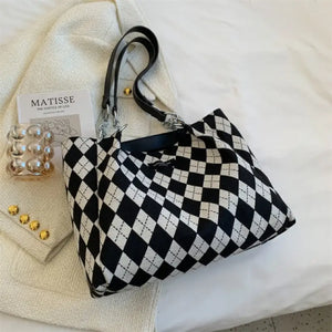 Vintage Luxury PU Leather Shoulder Bag - black