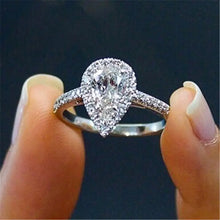 Load image into Gallery viewer, Micro Paved Crystal Zircon Elegant Ring