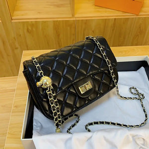 Minimalist Quilted Flap Square Luxury Bag - black