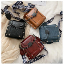 Load image into Gallery viewer, Studded Korean Style Retro Heart-Shaped Lock Handbag