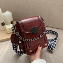 Load image into Gallery viewer, Studded Korean Style Retro Heart-Shaped Lock Handbag
